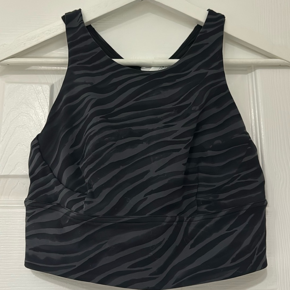 NWOT lululemon sports bra